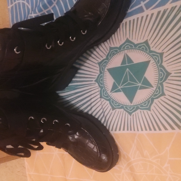 Indigo Rd block heel Eliana Booties - Picture 5 of 11